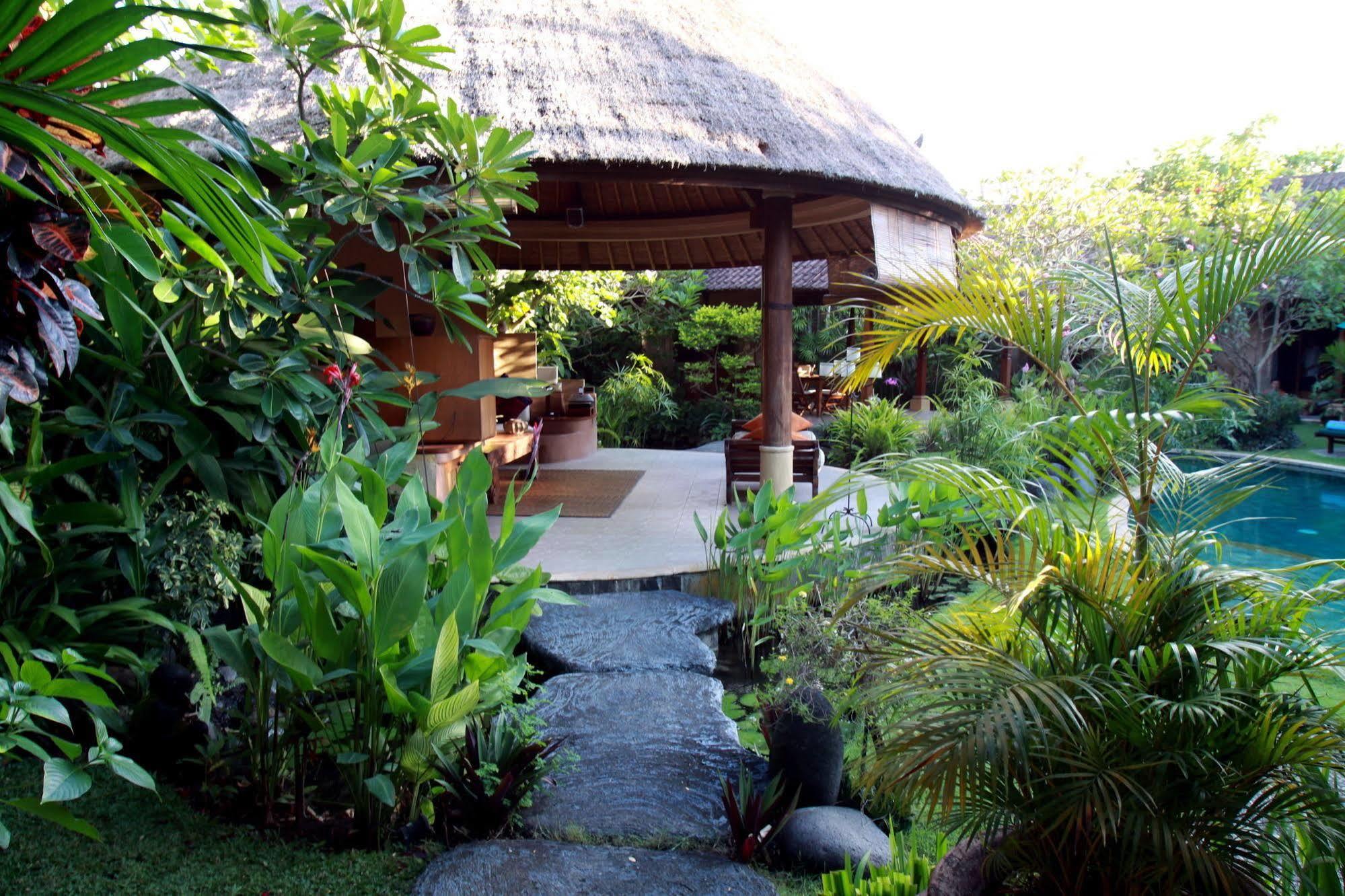 Villa Plawa Asri Seminyak  Exterior photo